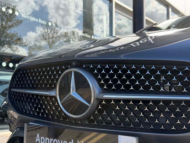 MERCEDES-BENZ A Class Photo 12