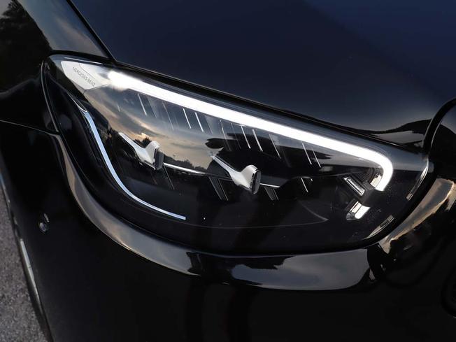 MERCEDES-BENZ E Class Photo 21