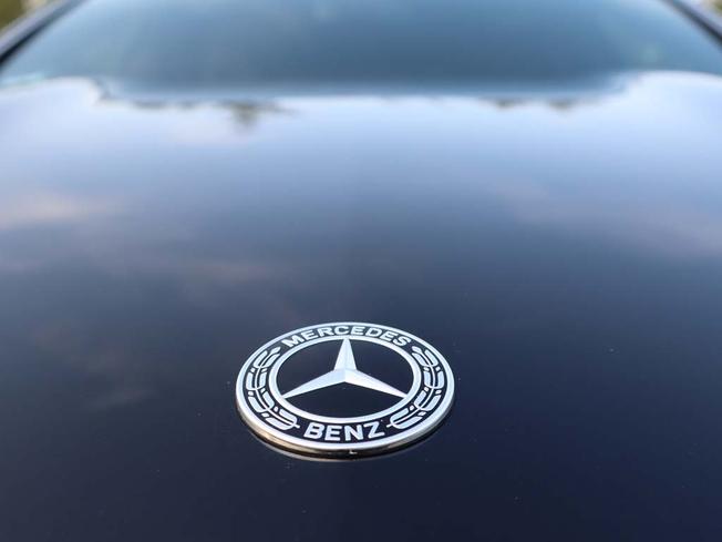 MERCEDES-BENZ E Class Photo 23