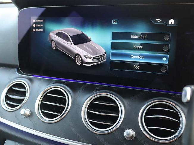 MERCEDES-BENZ E Class Photo 43