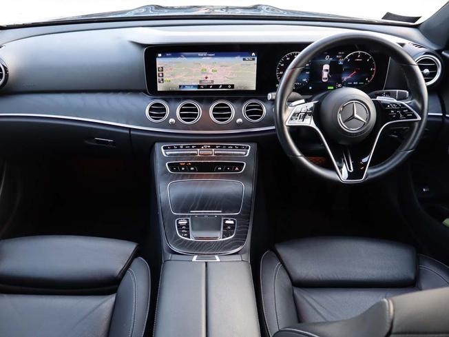 MERCEDES-BENZ E Class Photo 5