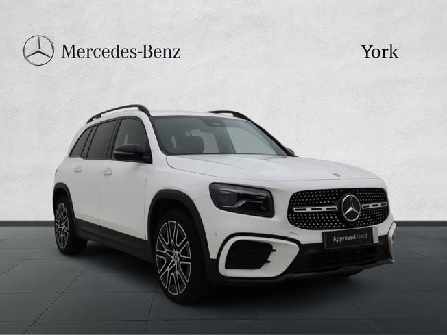 Mercedes-Benz GLB Photo 1