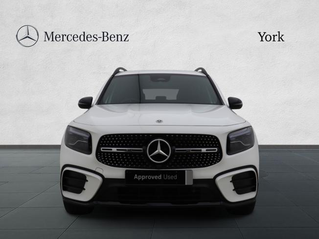 Mercedes-Benz GLB Photo 10