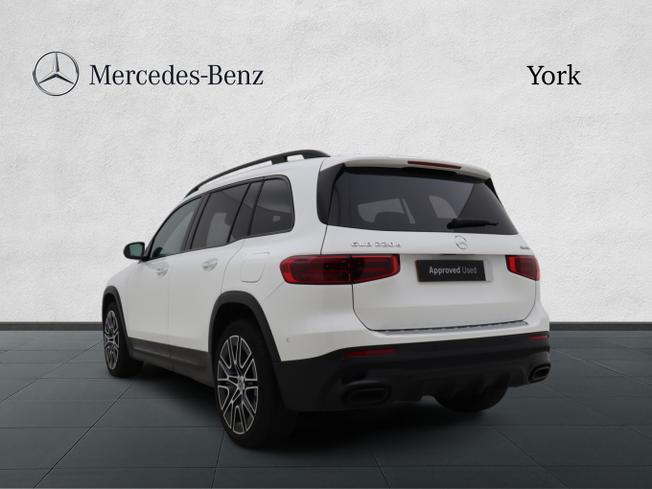Mercedes-Benz GLB Photo 2
