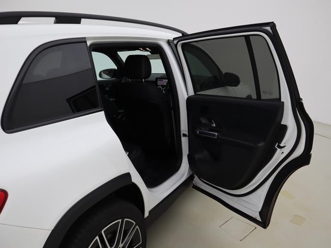Mercedes-Benz GLB Photo 30
