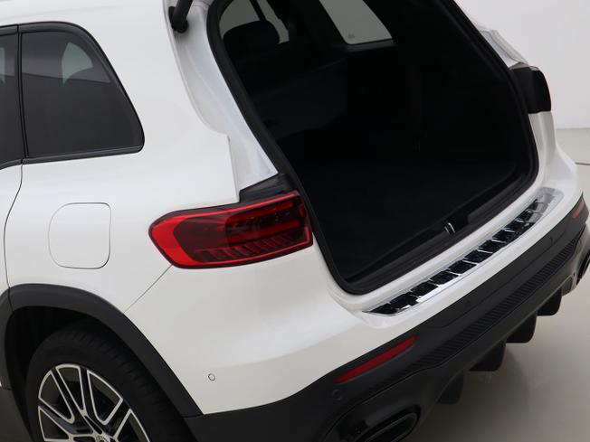 Mercedes-Benz GLB Photo 44