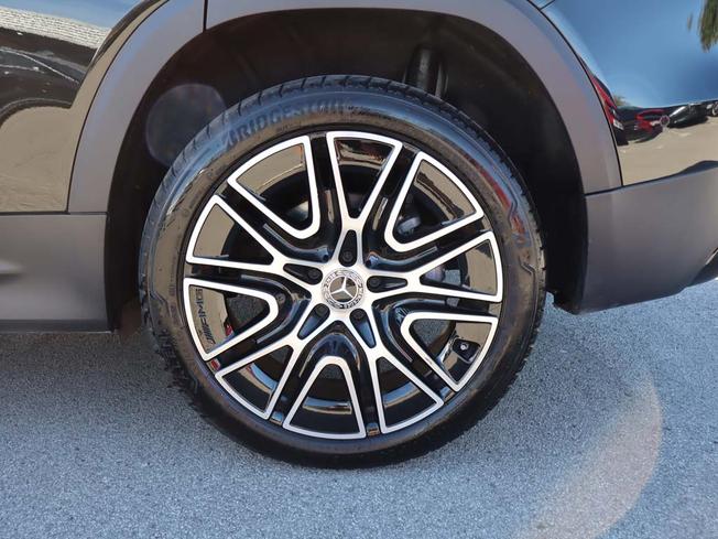 MERCEDES-BENZ GLB Photo 14