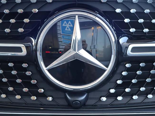 MERCEDES-BENZ GLB Photo 26