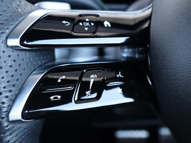 MERCEDES-BENZ GLB Photo 33