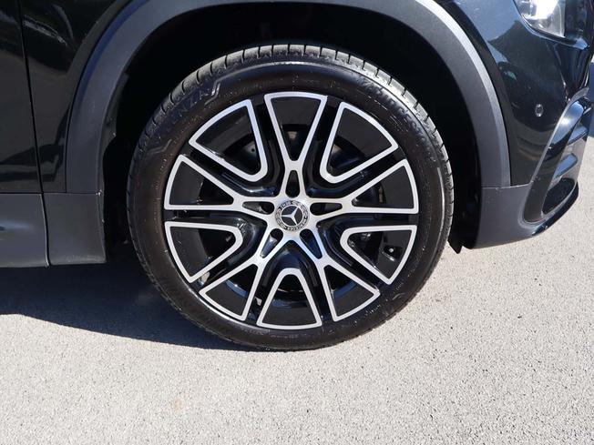 MERCEDES-BENZ GLB Photo 6