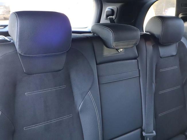 MERCEDES-BENZ GLB Photo 8
