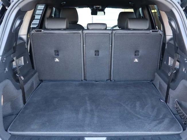 MERCEDES-BENZ GLB Photo 9