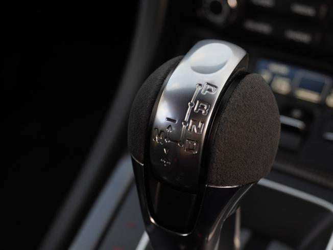 PORSCHE 911 Photo 32