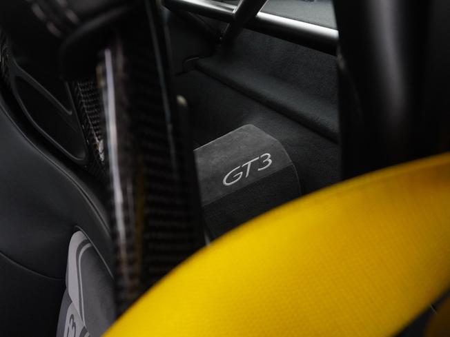 PORSCHE 911 Photo 34