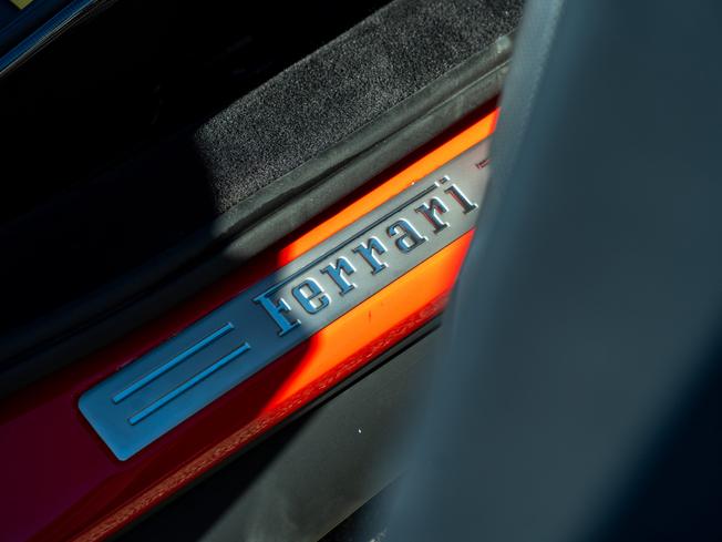 FERRARI 296 Photo 17