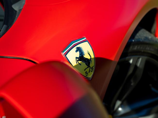 FERRARI 296 Photo 34