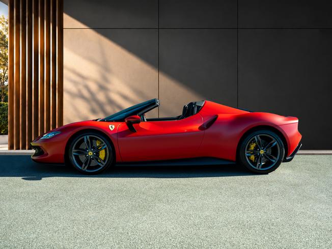 FERRARI 296 Photo 6