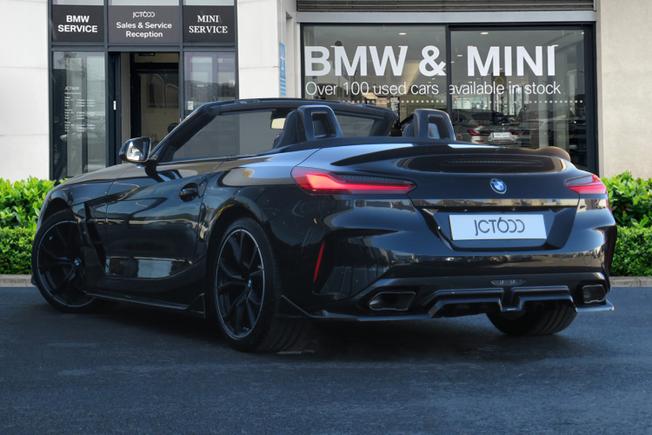 BMW Z4 Photo 2