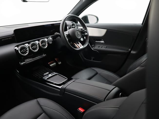 MERCEDES-BENZ A Class Photo 5