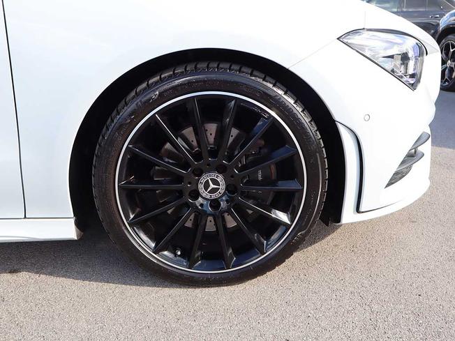 MERCEDES-BENZ CLA Class Photo 13