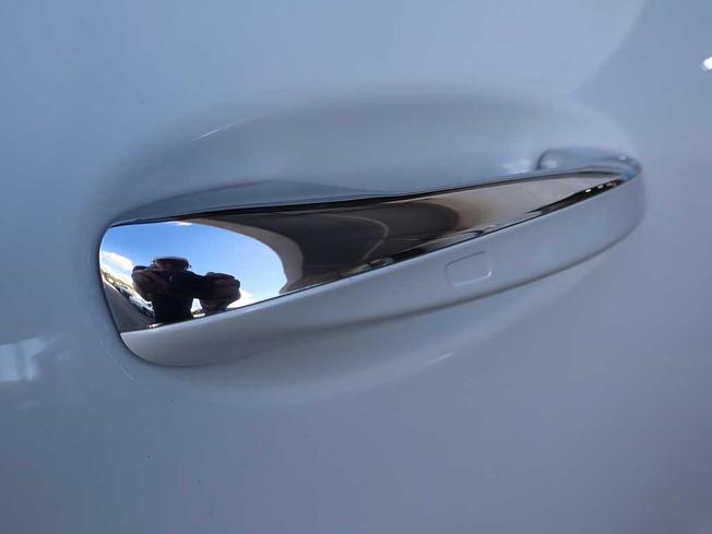 MERCEDES-BENZ CLA Class Photo 21