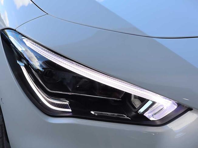 MERCEDES-BENZ CLA Class Photo 23