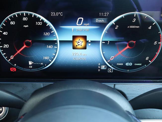 MERCEDES-BENZ E Class Photo 34