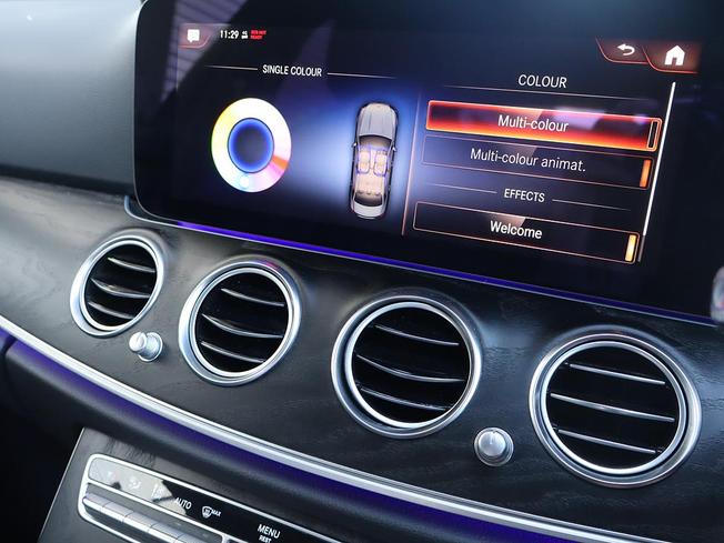MERCEDES-BENZ E Class Photo 36