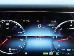 MERCEDES-BENZ E Class Photo 4
