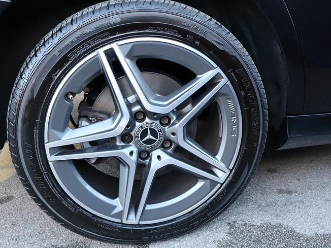 MERCEDES-BENZ E Class Photo 6