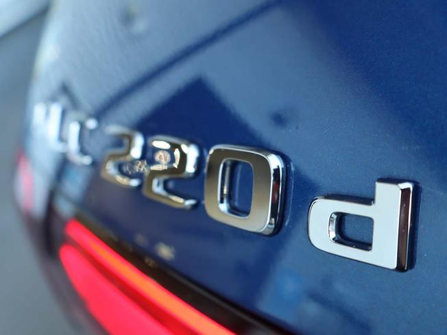 MERCEDES-BENZ Glc Photo 19