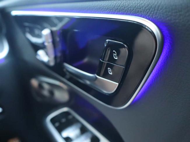 MERCEDES-BENZ Glc Photo 32