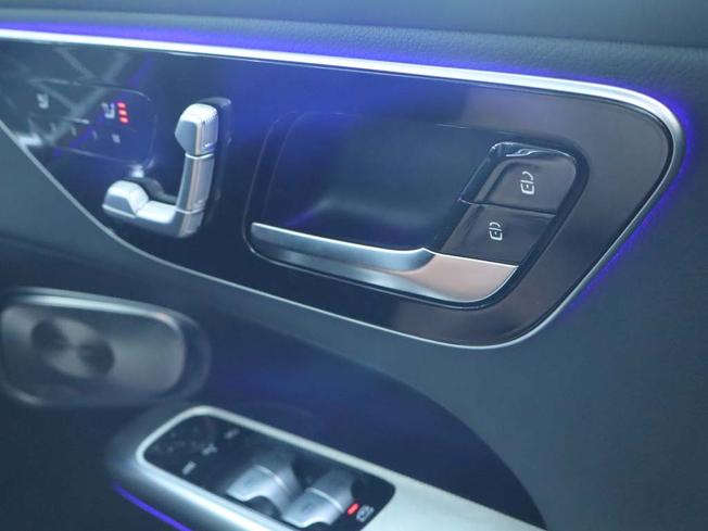 MERCEDES-BENZ Glc Photo 34