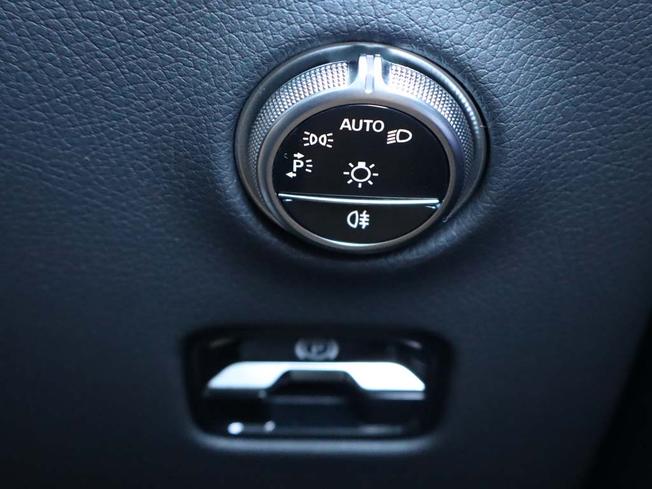 MERCEDES-BENZ Glc Photo 35