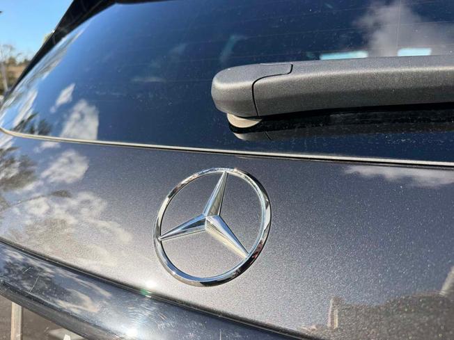 Mercedes-Benz GLC Photo 20
