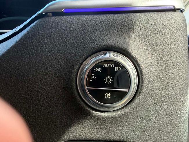 Mercedes-Benz GLC Photo 26