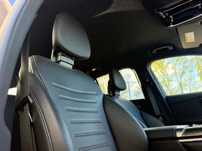 Mercedes-Benz GLC Photo 41
