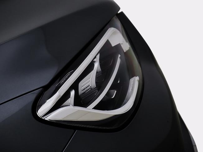 MERCEDES-BENZ Glc Photo 17
