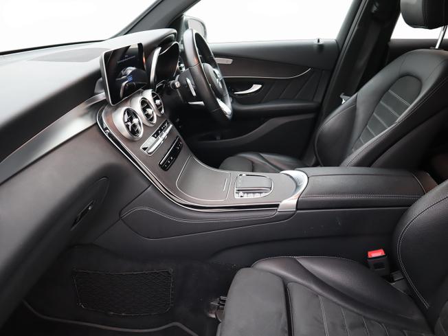 MERCEDES-BENZ Glc Photo 22