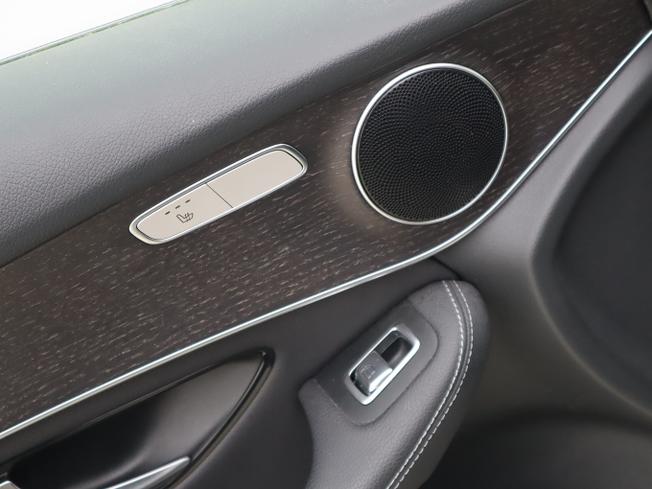 MERCEDES-BENZ Glc Photo 23