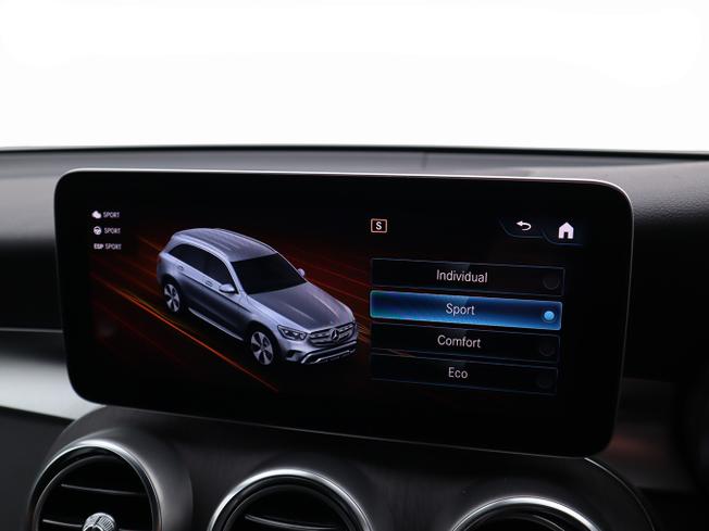 MERCEDES-BENZ Glc Photo 34