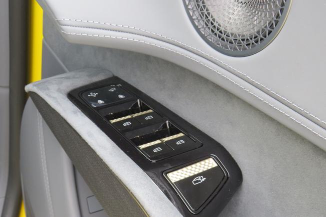 LOTUS Eletre Photo 27