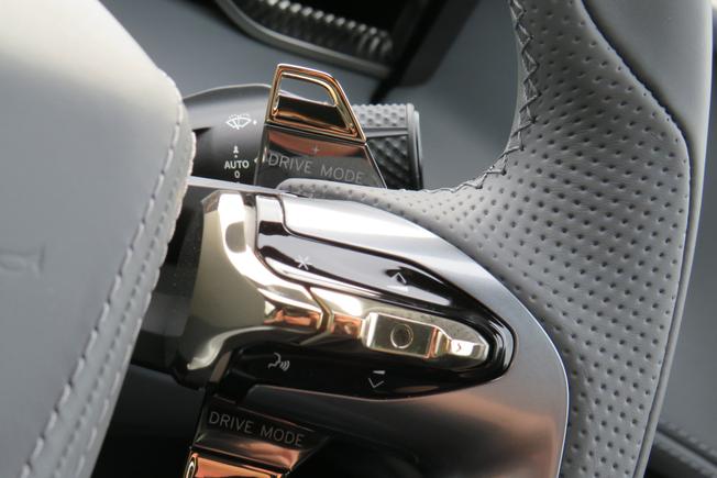 LOTUS Eletre Photo 31