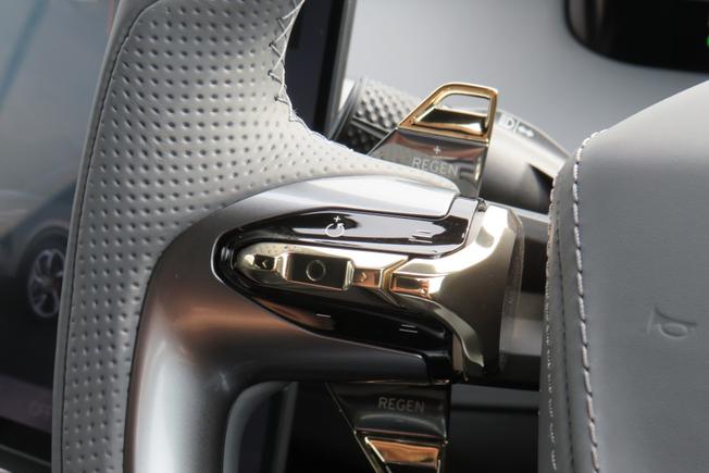 LOTUS Eletre Photo 32