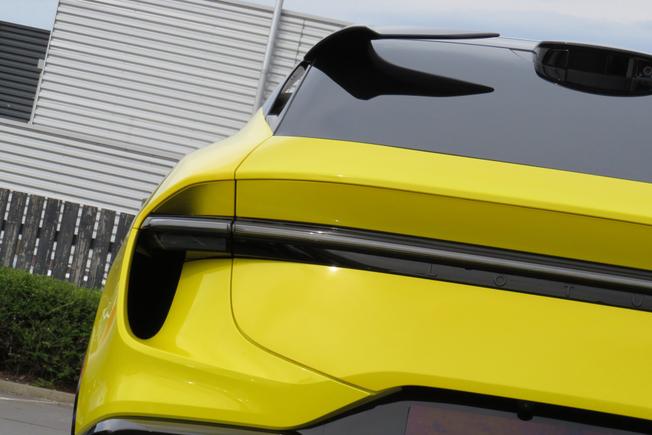 LOTUS Eletre Photo 42