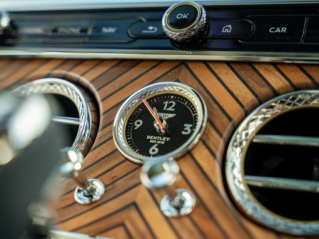 BENTLEY Continental Photo 20