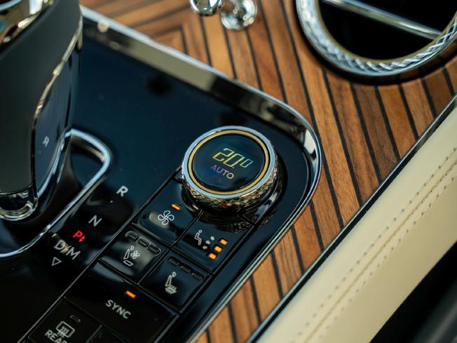 BENTLEY Continental Photo 21