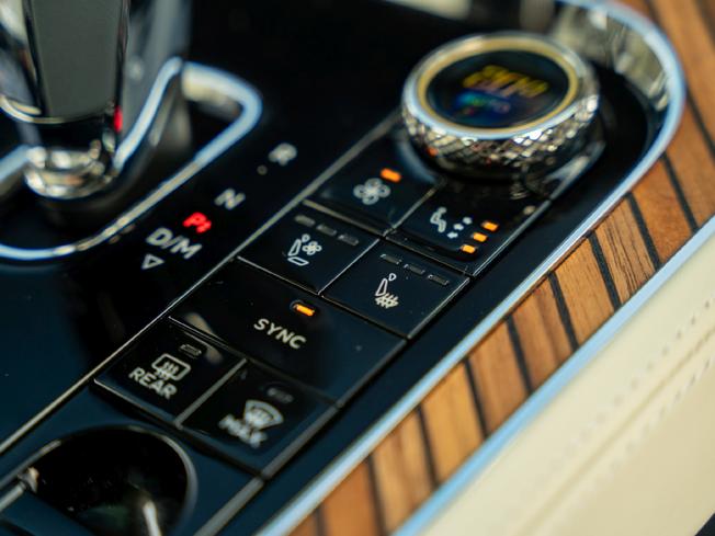 BENTLEY Continental Photo 23