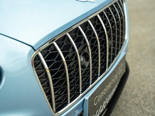 BENTLEY Continental Photo 41