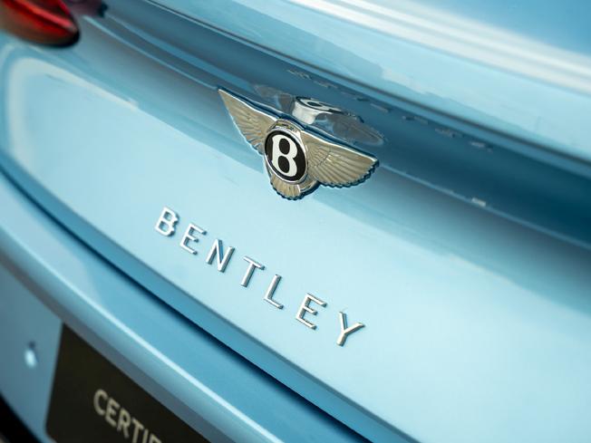 BENTLEY Continental Photo 8
